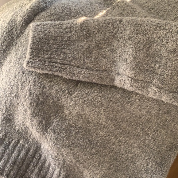 Everlane Teddy Wool Crew Neck Sweater - Picture 6 of 7